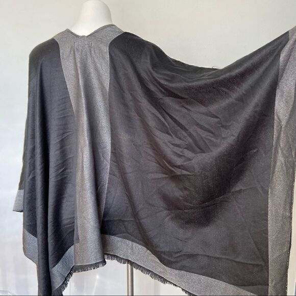 CK Metallic Knit Poncho Scarf Wrap - Picture 11 of 14